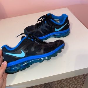 Nike Air Max Sneakers